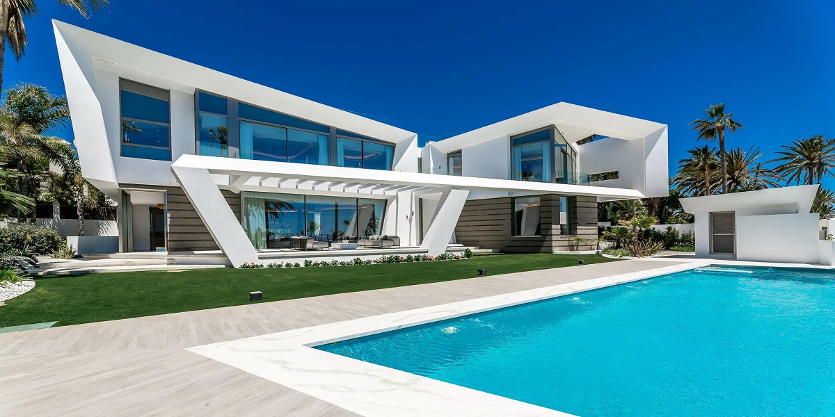villas for sale in los monteros, Marbella