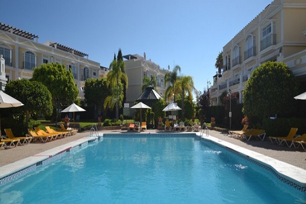 Apartments For Sale in Aloha Garden, Nueva Andalucia, Marbella | LuxuryForSale.Properties, Luxury Real Estate For Sale & Rent.