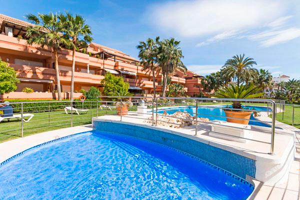Apartments For Sale in Embrujo Playa, Puerto Banus, Marbella. | LuxuryForSale.Properties, Luxury Real Estate For Sale & Rent.
