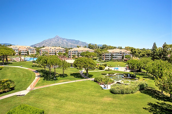Homes For Sale in La Trinidad, Marbella Golden Mile. | LuxuryForSale.Properties, Luxury Real Estate For Sale & Rent.