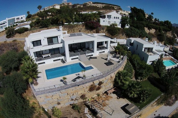 Homes For Sale in El Capitan, Benahavis.| LuxuryForSale.Properties, Luxury Real Estate For Sale & Rent.