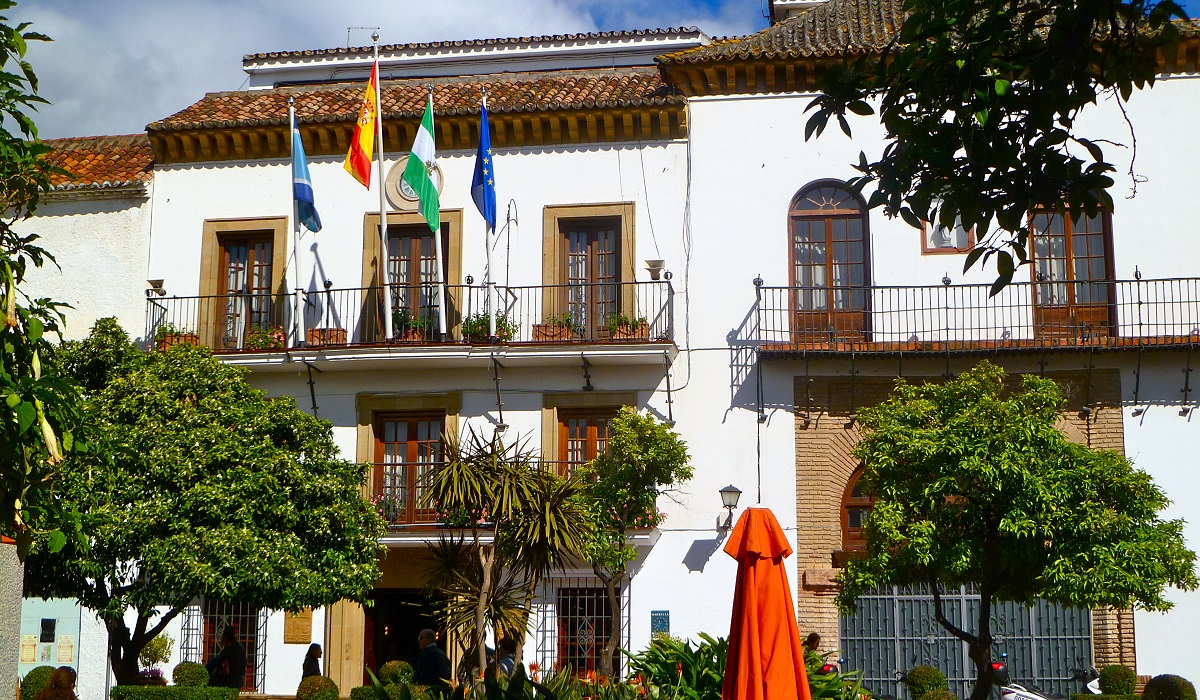 marbella orange square