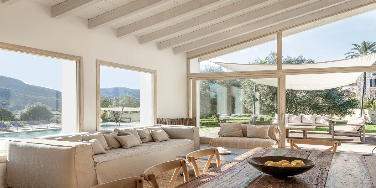 LuxuryForSale.Properties 