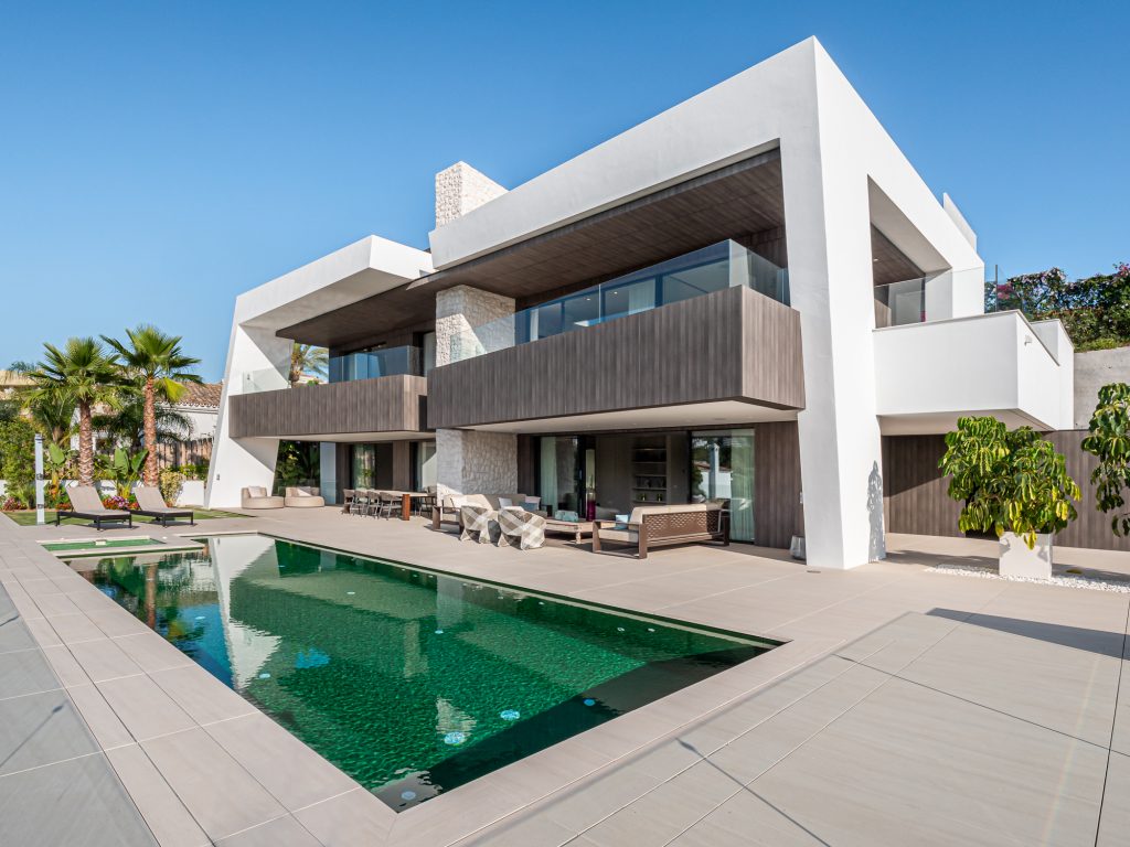 Golf Property For Sale in Marbella, Spain | LuxuryForSale.Properties, Luxury Real Estate For Sale & Rent.