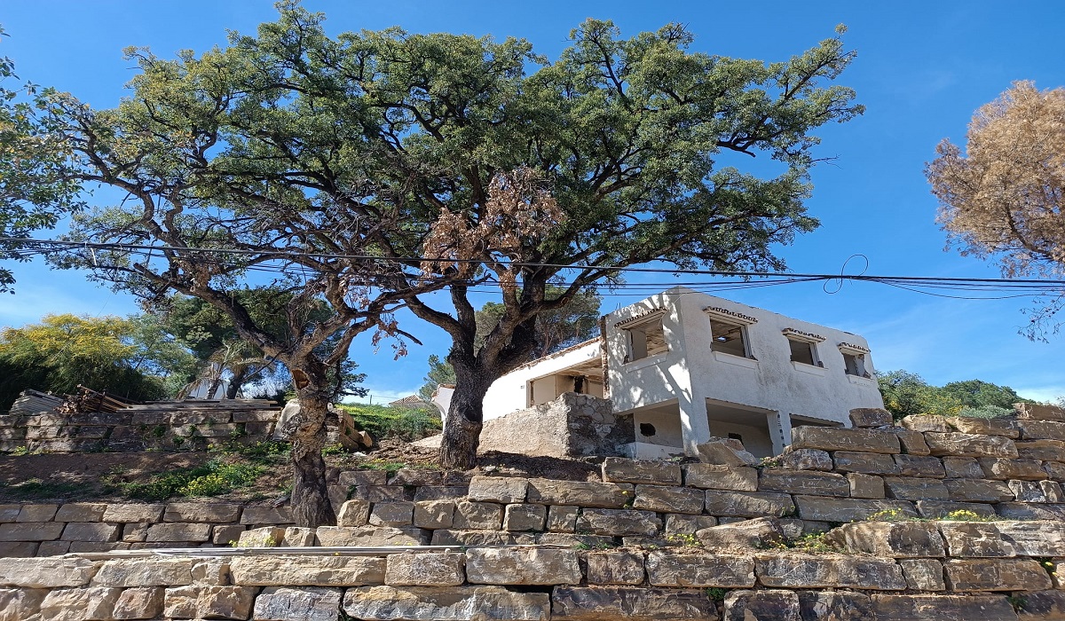 house to renovate in marbella