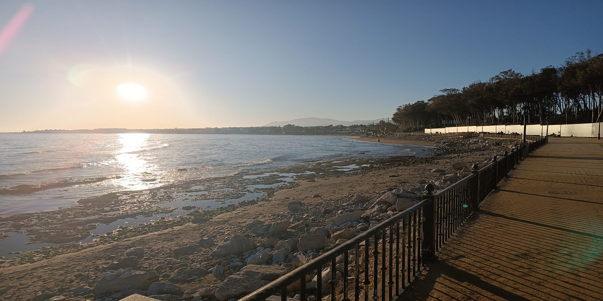 paseo maritimo golden mile