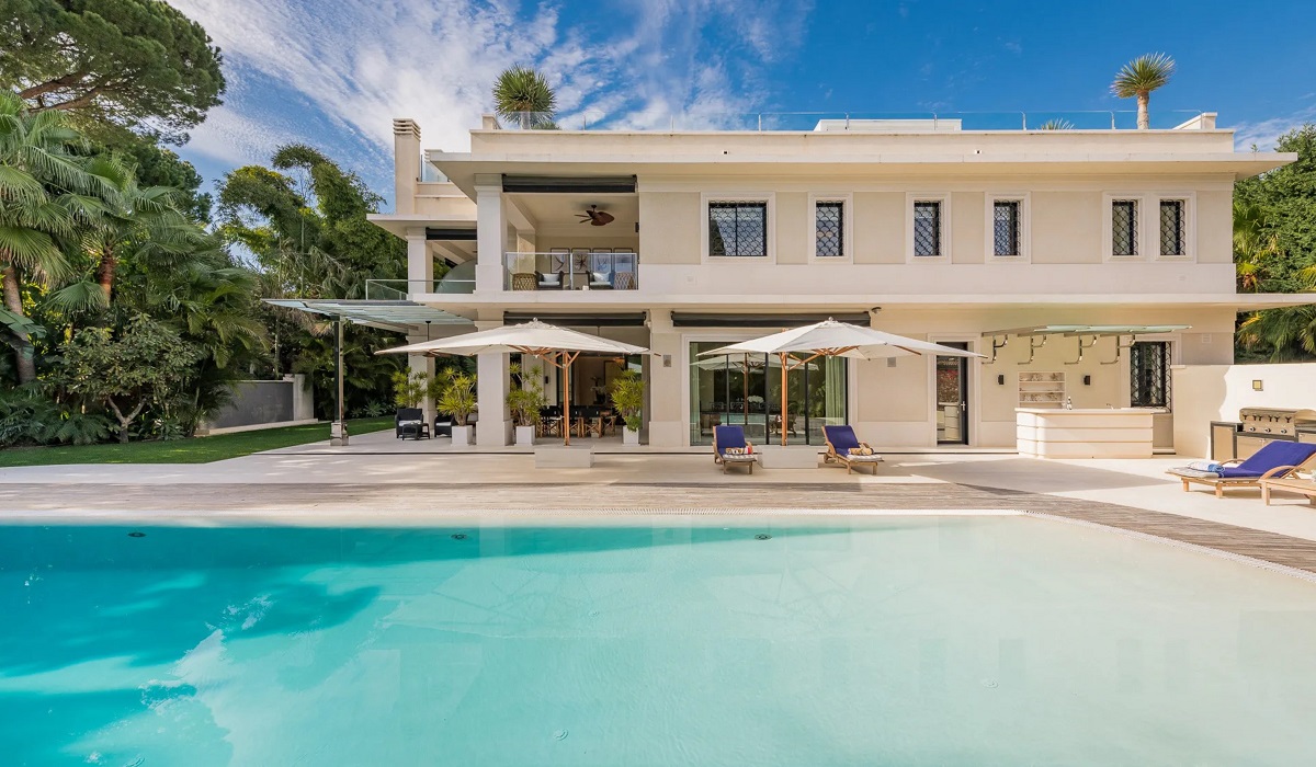 luxury villa marbella club