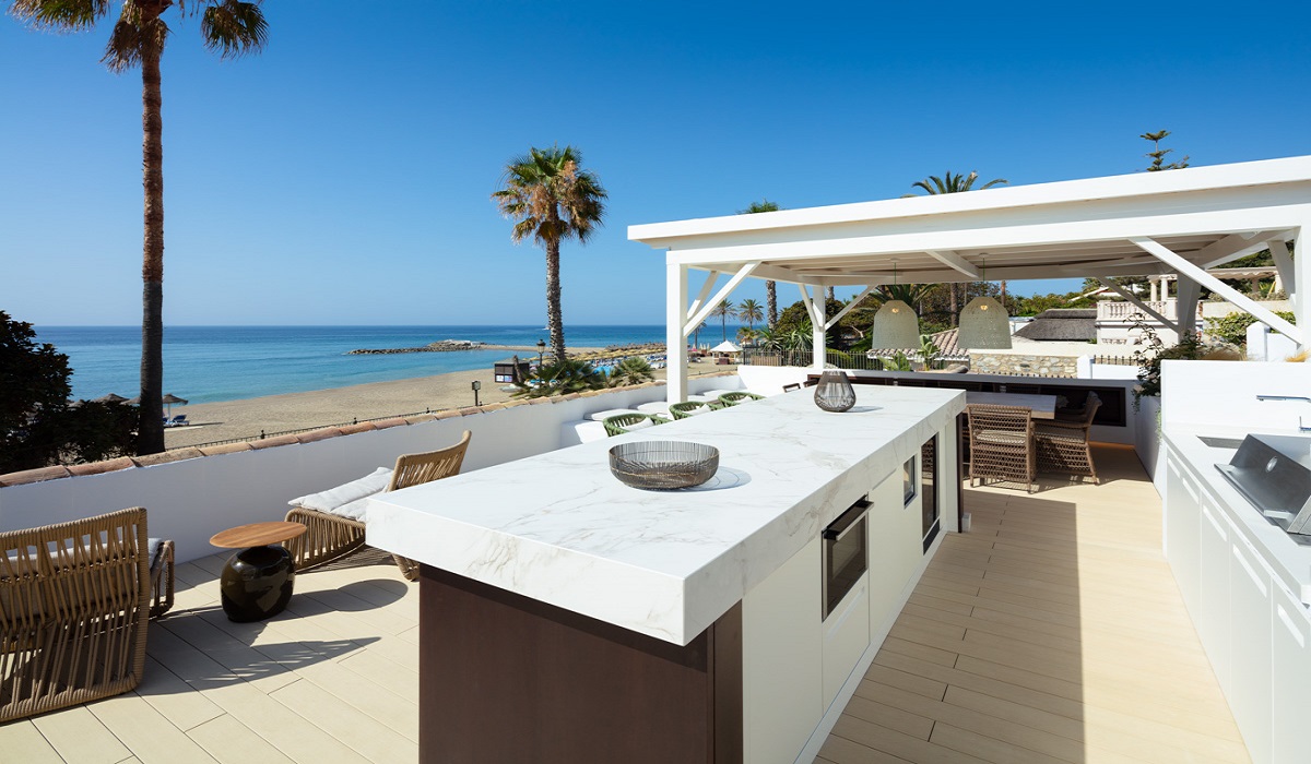 first line beach villa marbella