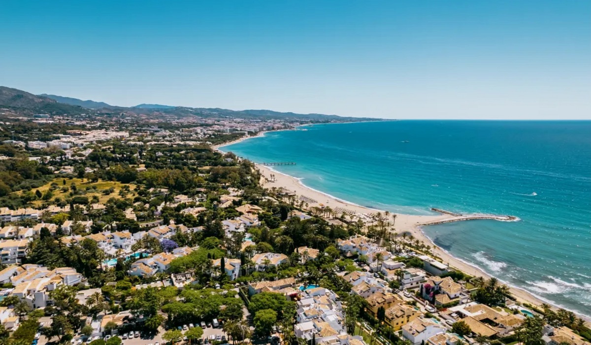 marbella golden mile living