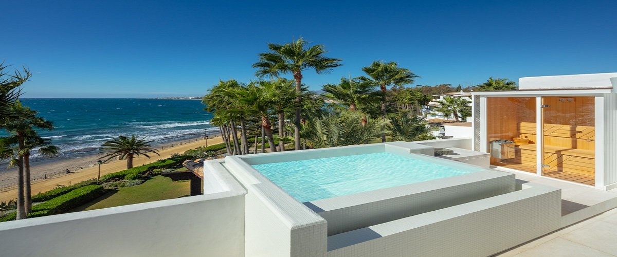 front line beach property Marbella Marina de Puente Romano property
