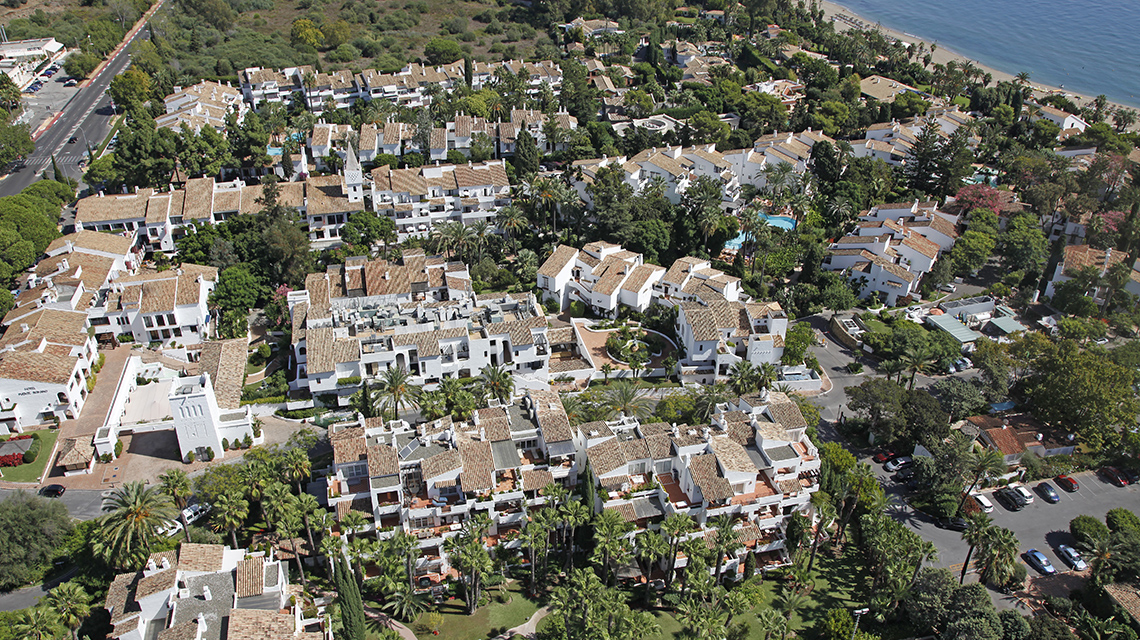 puente romano hotel aerial