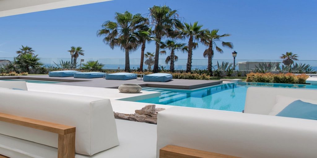 beachfront villa marbella golden mile
