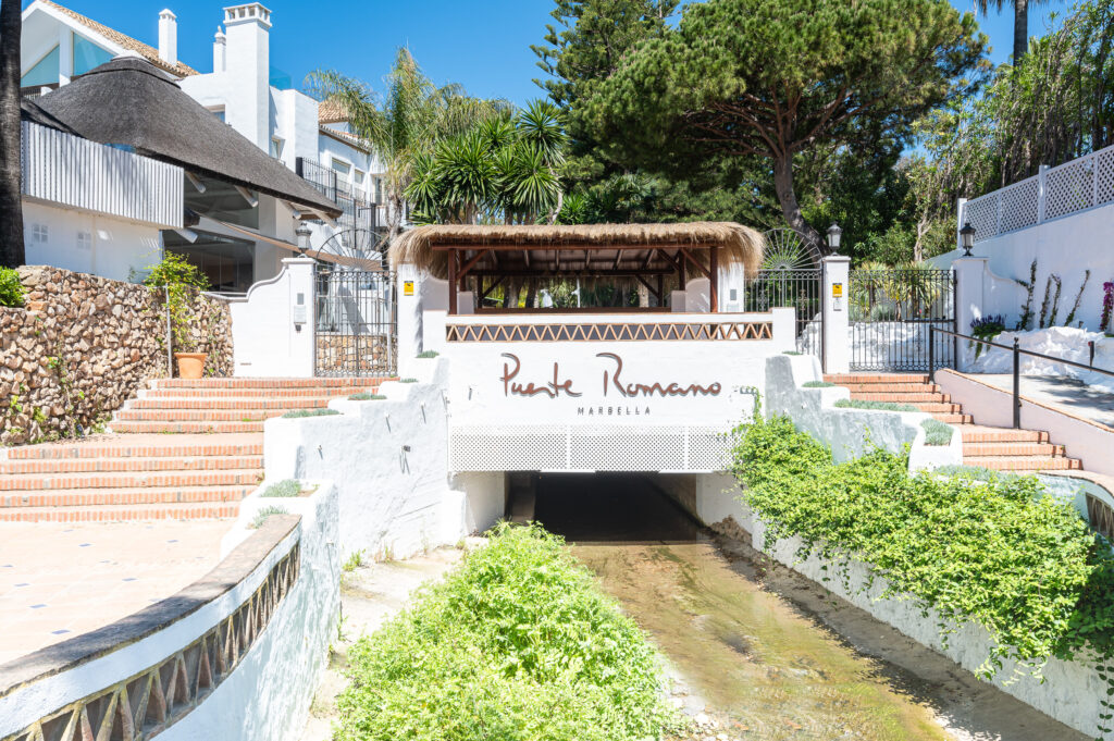 hotel puente romano