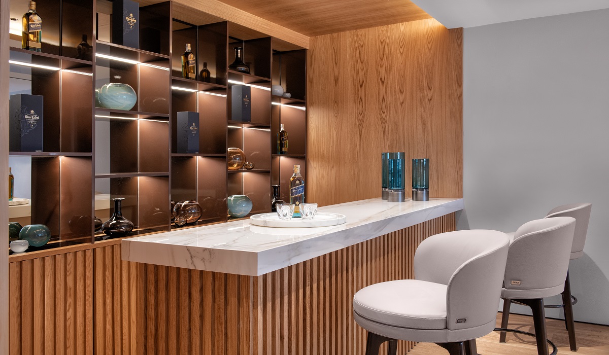 bar