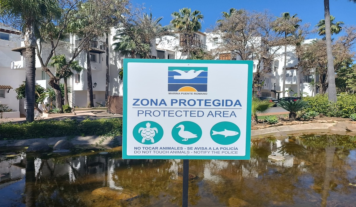 marina de Puerto Romano, gardens