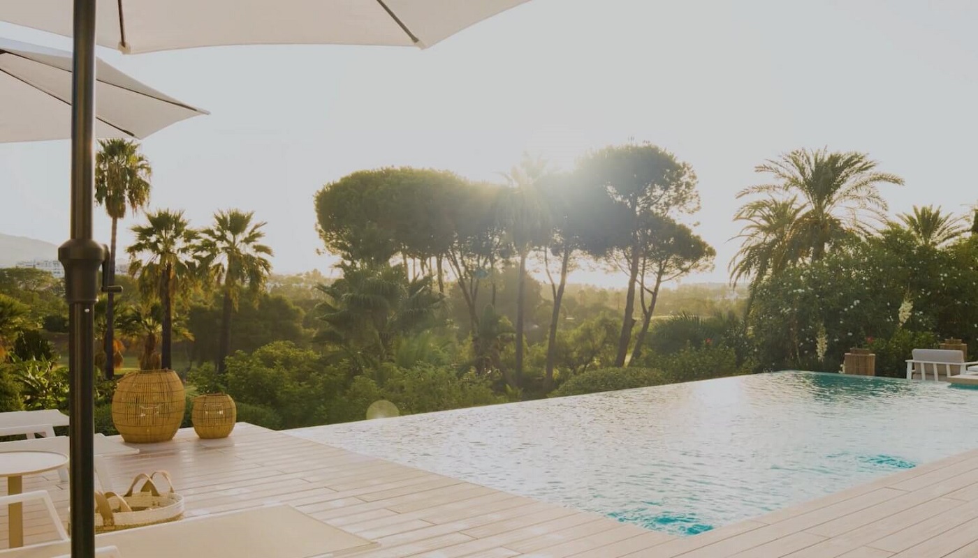 marbella relaxing lifestyle