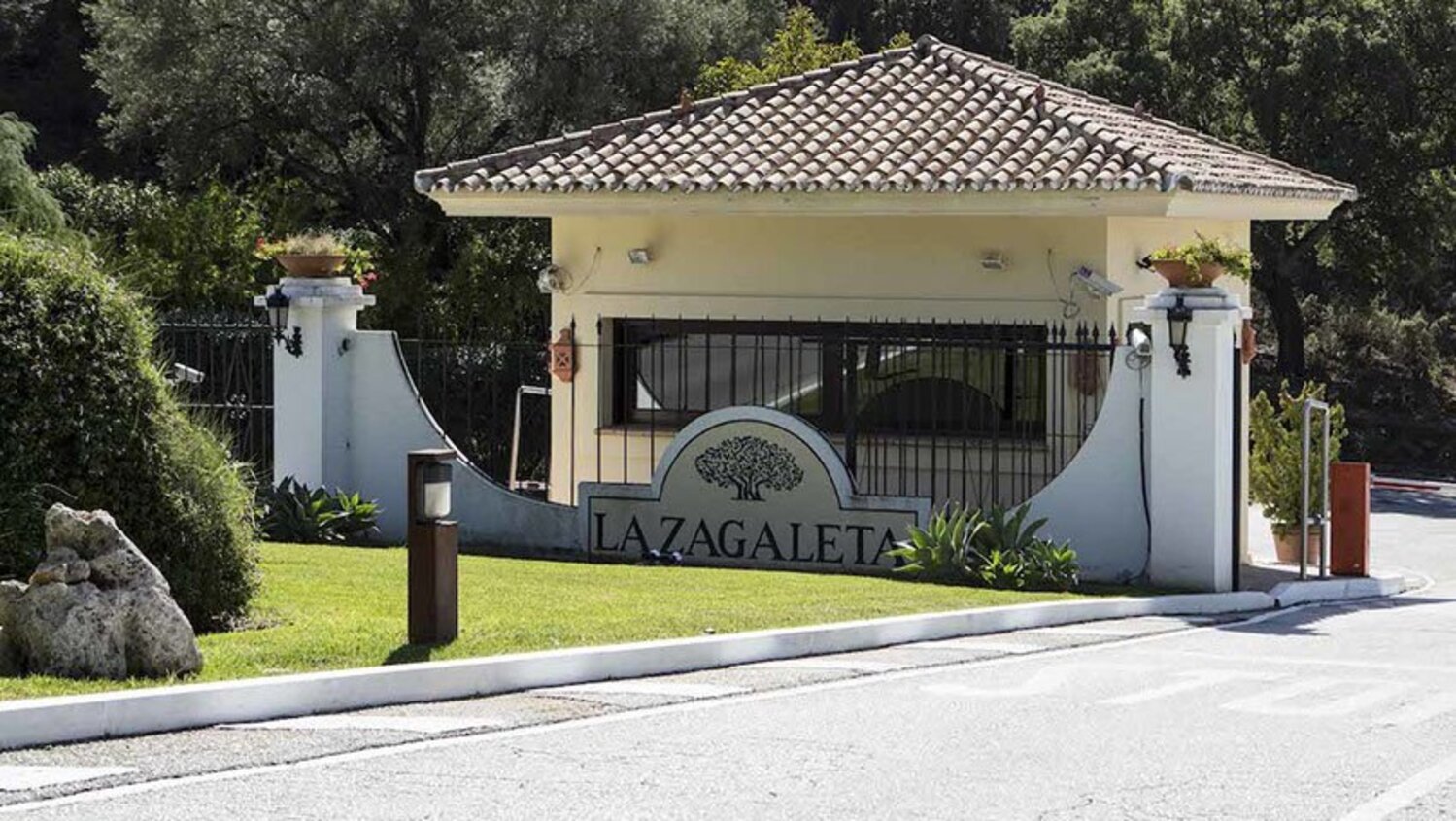La Zagaleta gate