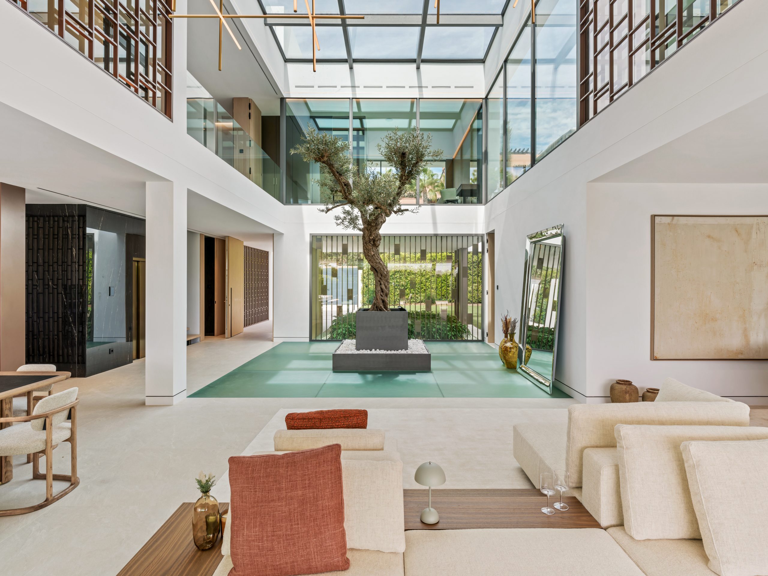 marbella golden mile modern villas