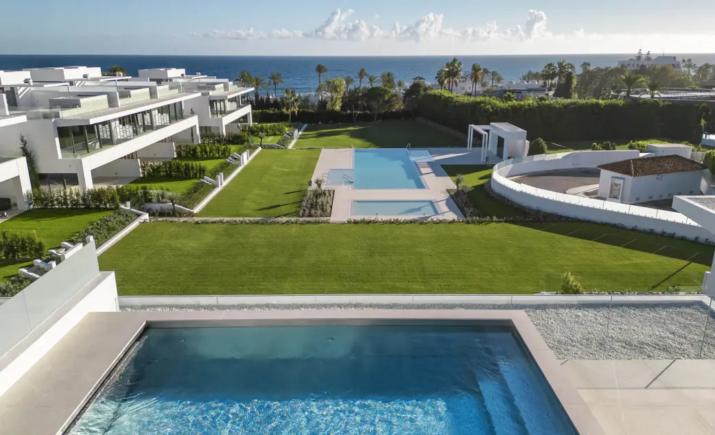 View from solarium villa vilas 12 with sea in front