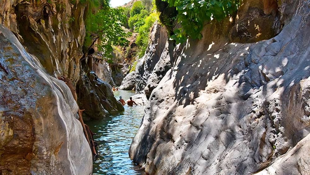 Benahavis river hiking Benahavis