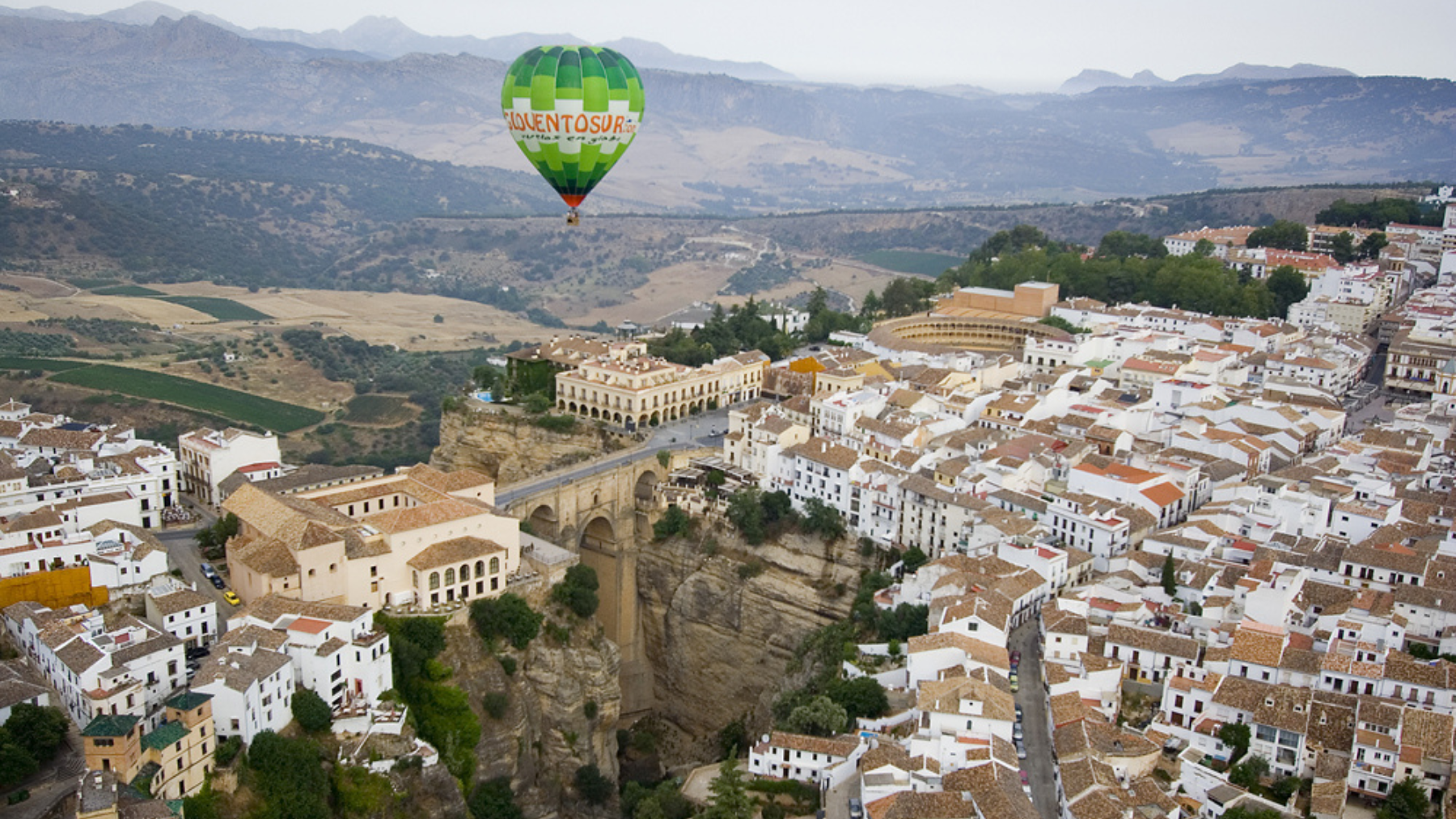 hot air ballon Costa del Sol Things to do for valentines day costa del sol