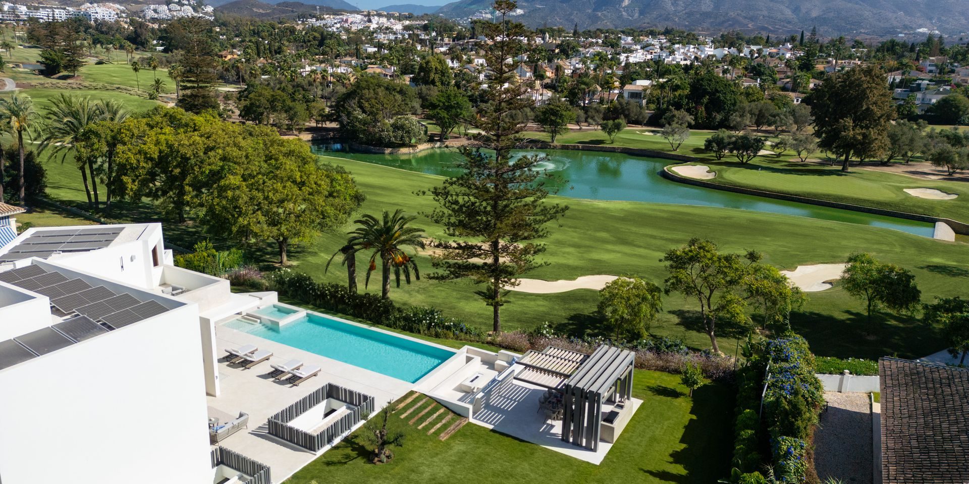 Golf front living marbella