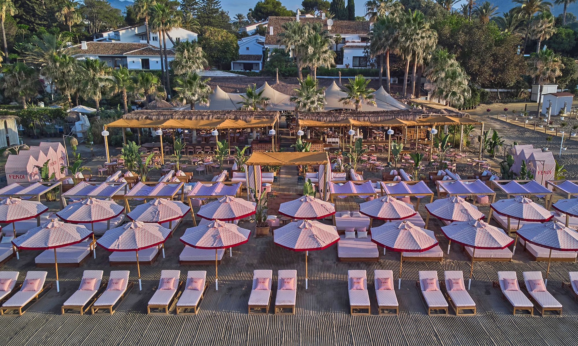 El chiringuito Puente Romano, Marbella Luxury beach clubs
