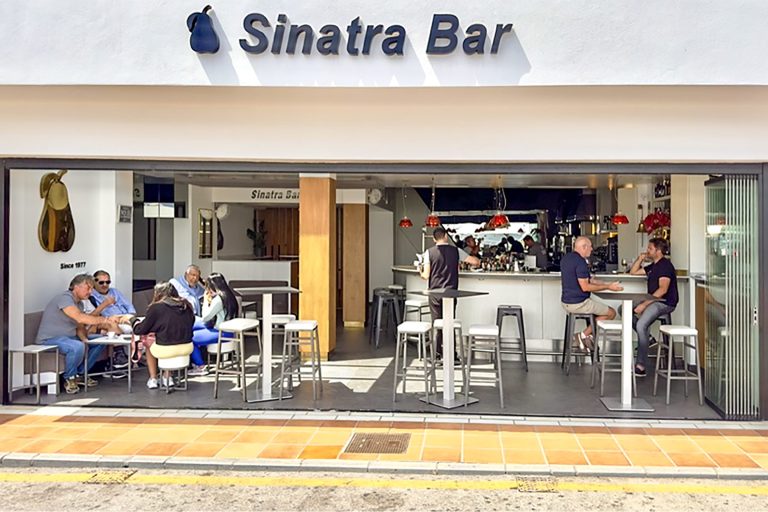 Sinatra Bar, Puerto Banus, Marbela